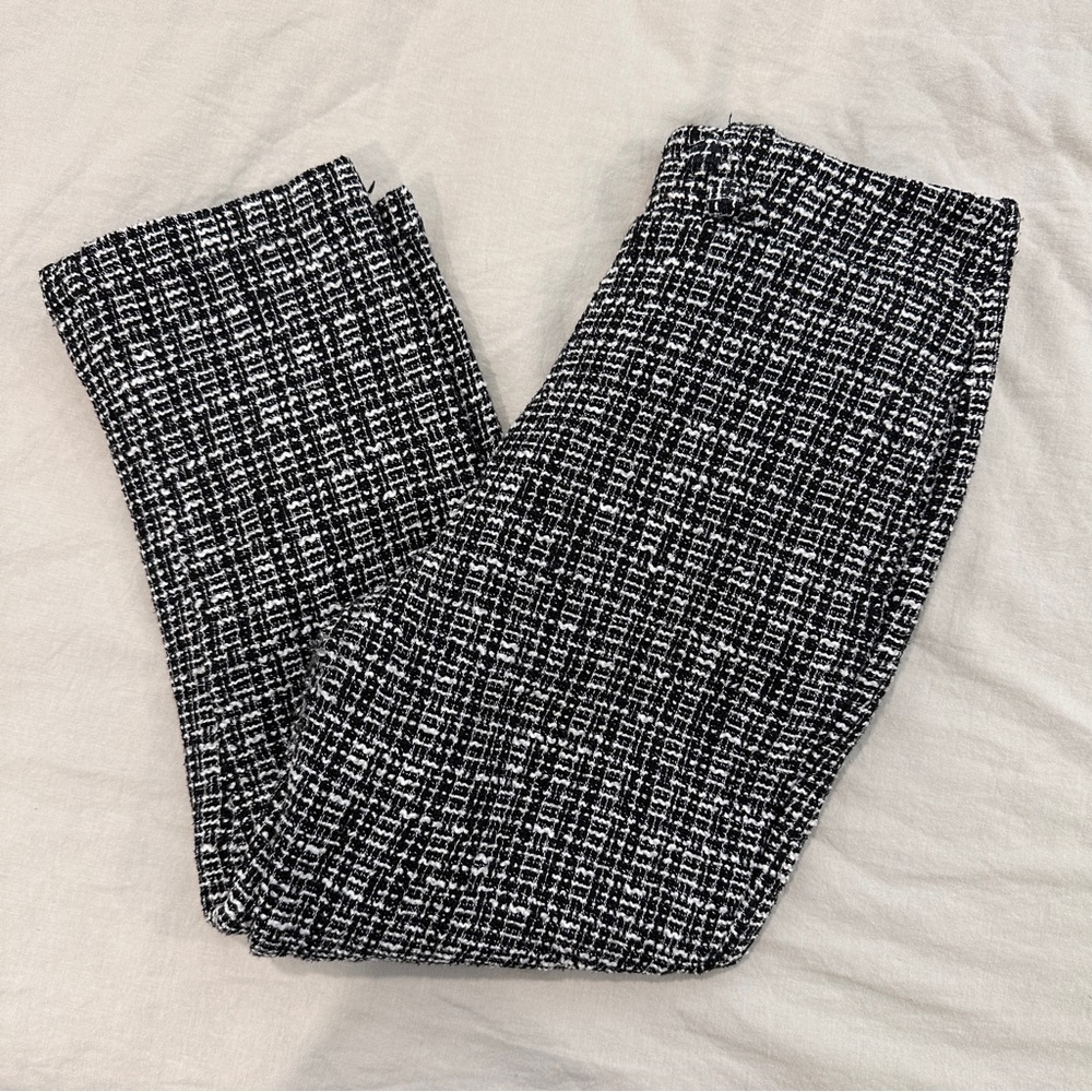 Stylish Black and White tweed Women's Cropped Pants
